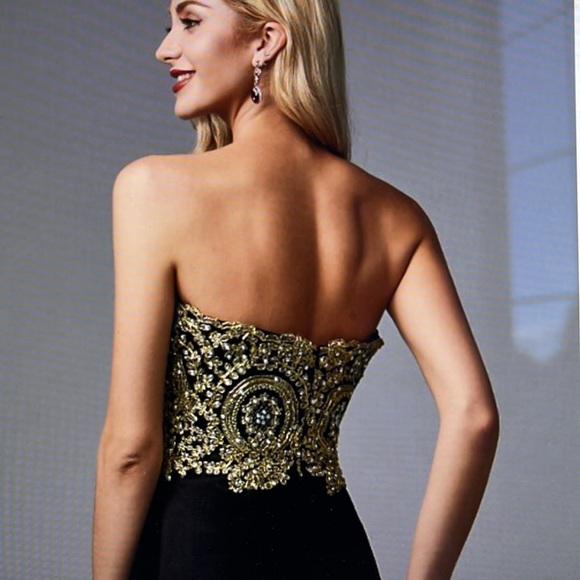 🆕Formal evening or prom gown vintage inspired, beaded, sequined,strapless - Picture 2 of 15